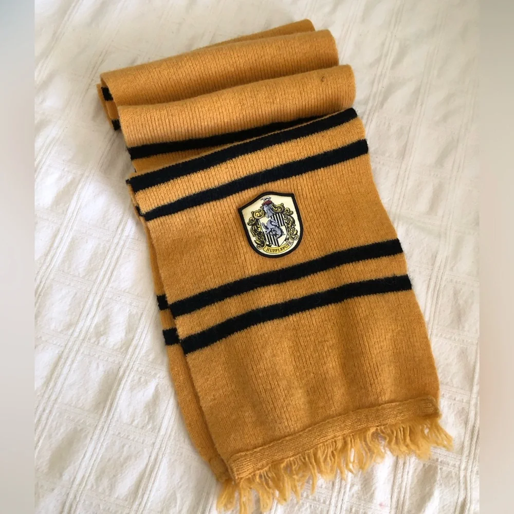 Harry Potter Hufflepuff Scarf